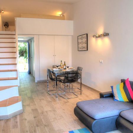 Cristos Beach Apartment เอสเตโปนา ภายนอก รูปภาพ