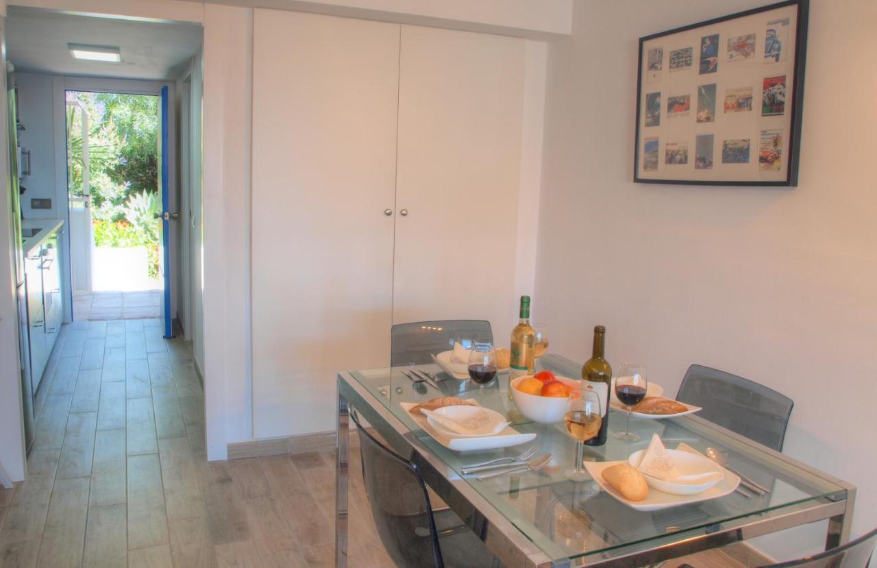 Cristos Beach Apartment เอสเตโปนา ภายนอก รูปภาพ