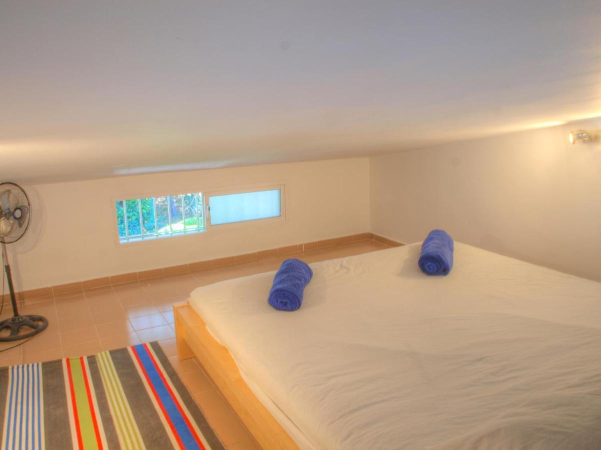 Cristos Beach Apartment เอสเตโปนา ภายนอก รูปภาพ